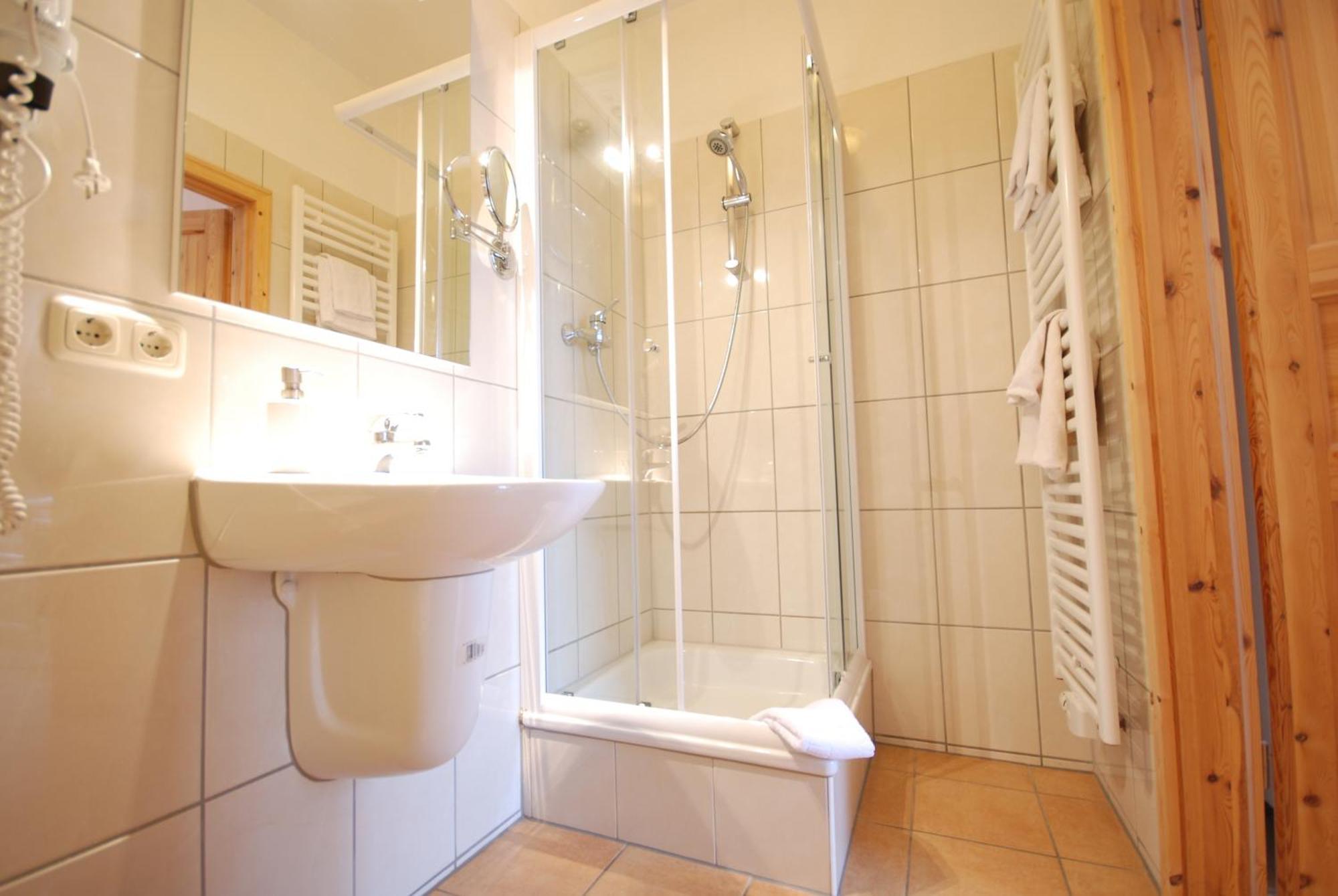 Pension Am Dom Schwerin  Kamer foto